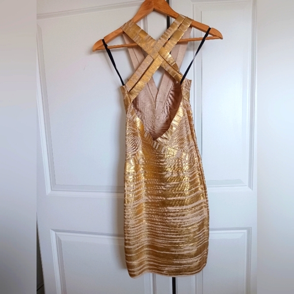 Bebe, size xs, gold striped, v neck , bodycon bandage cocktail dress - Picture 2 of 5